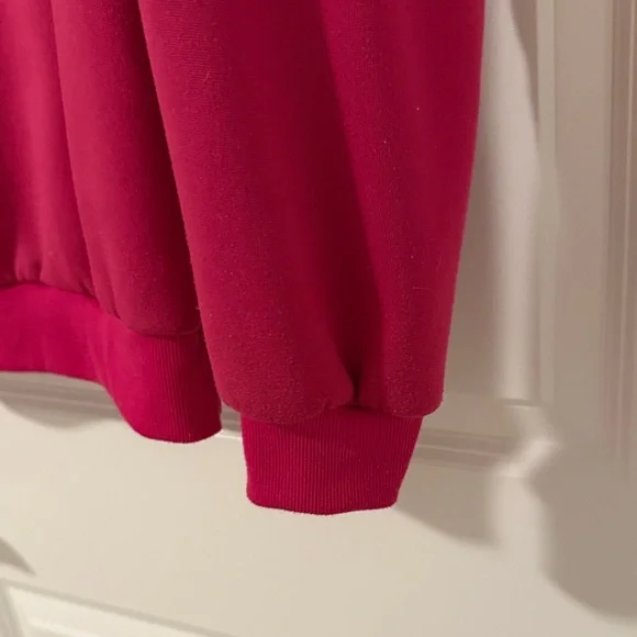 Pink Love Graphic Sweatshirt - Picture 4 of 5